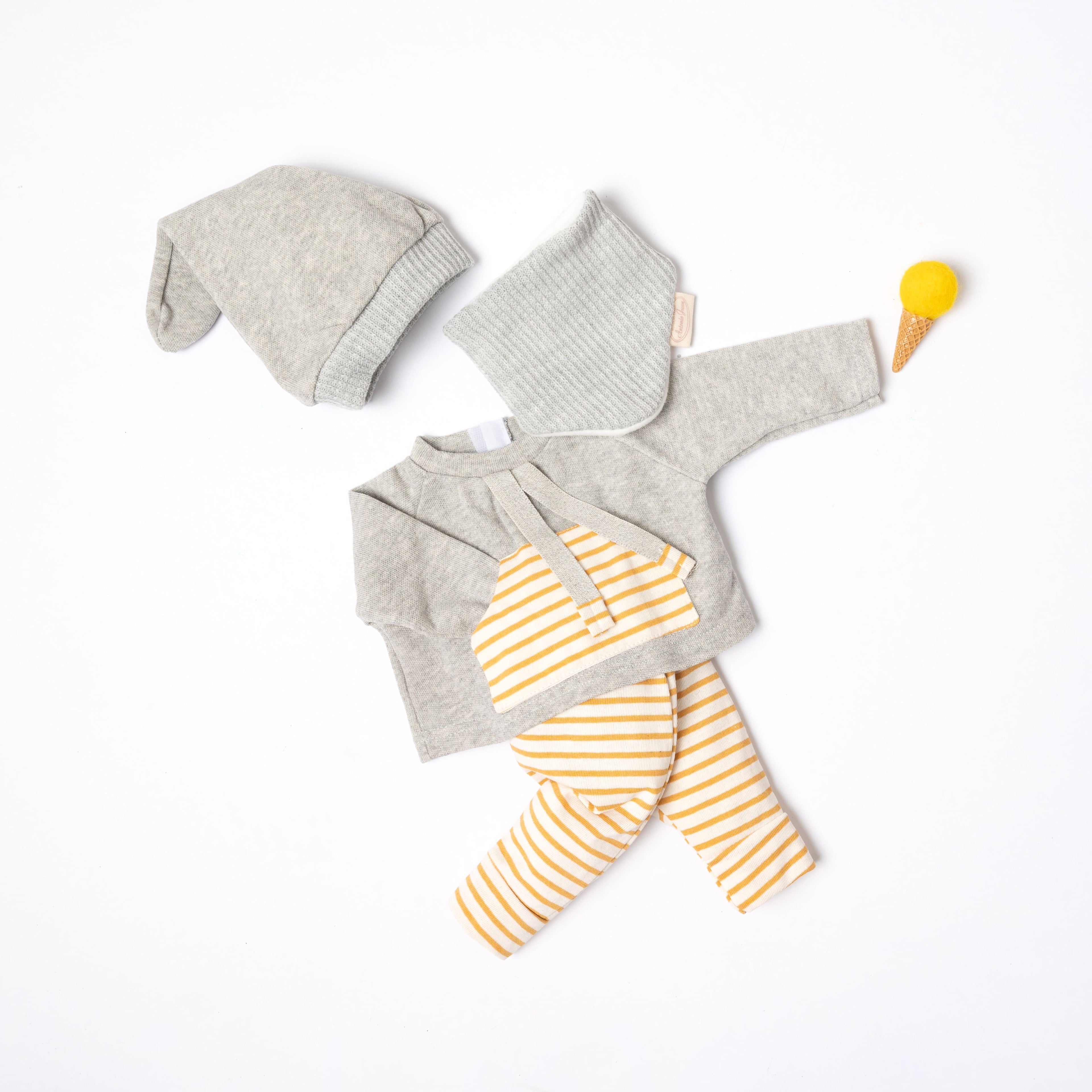 Assorted Doll Outfits for 42 cm Baby Dolls by Antonio Juan
