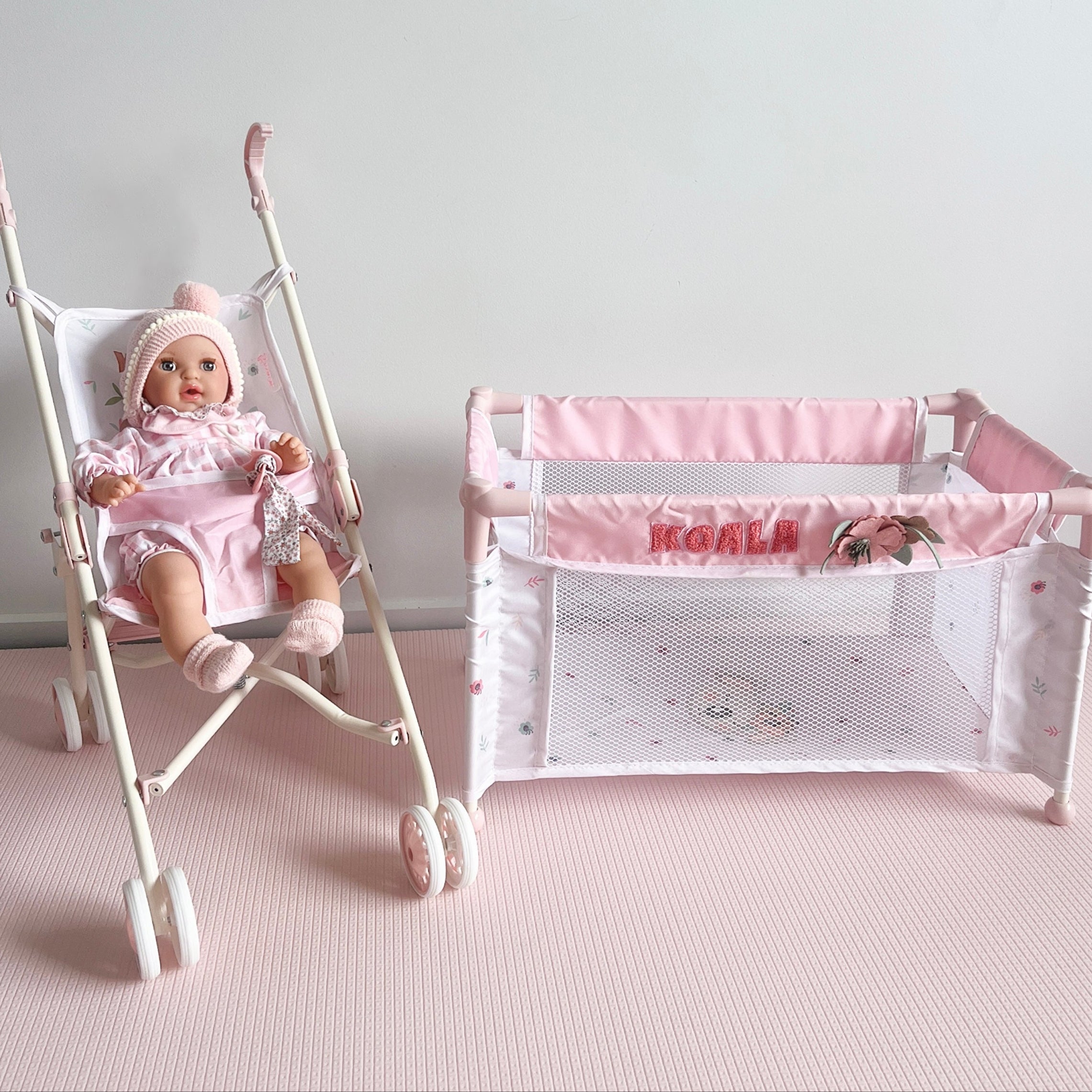 DeCuevas Toys Koala Travel Cot for Dolls