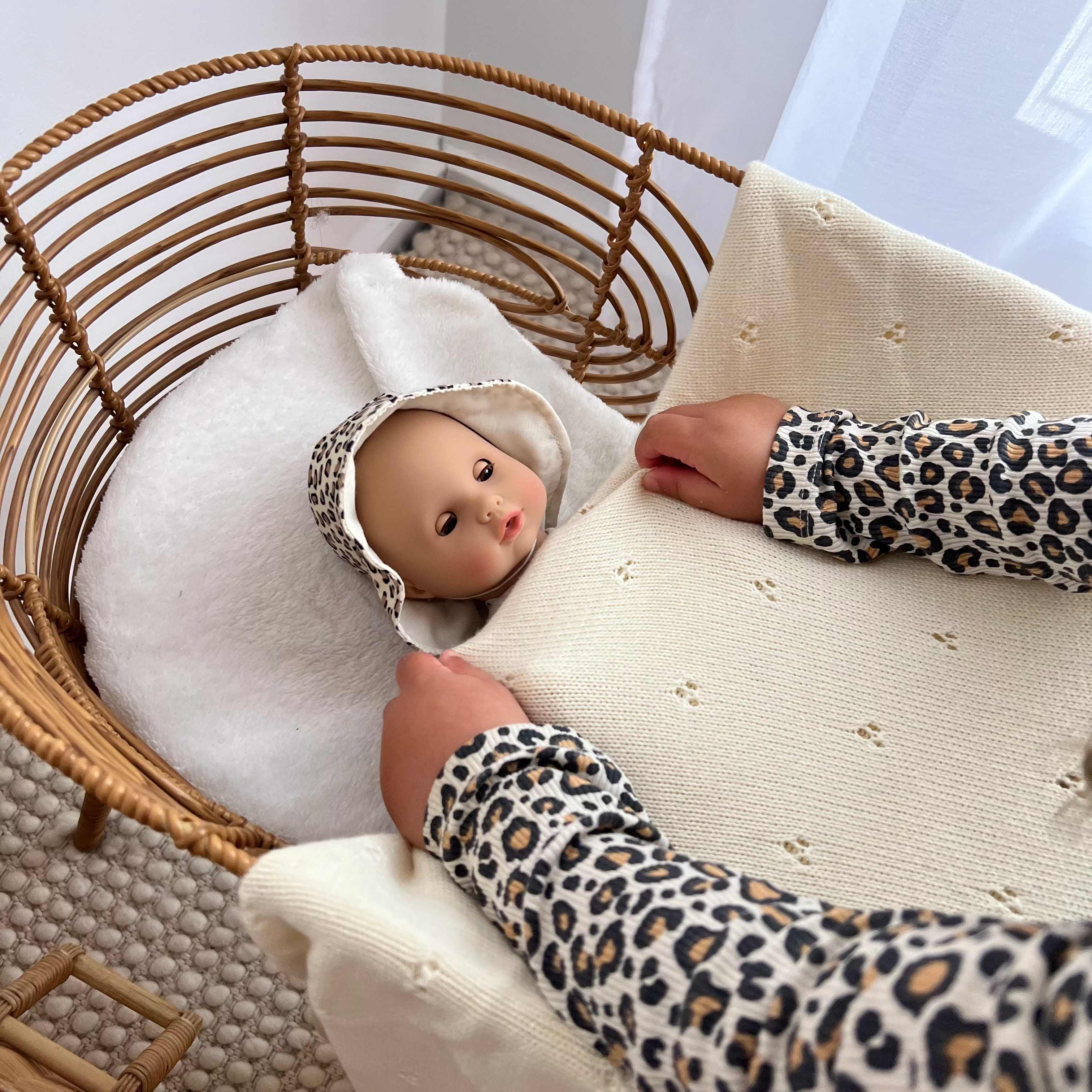 Götz Bath Baby Doll - Sleepy Aquini Baby - Cats